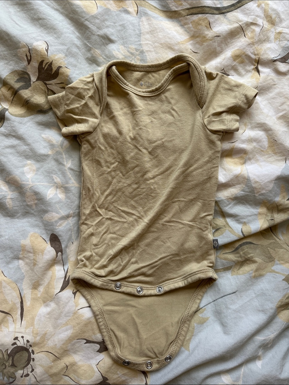 Kyte BABY Tan Short-Sleeve Cotton Bodysuit